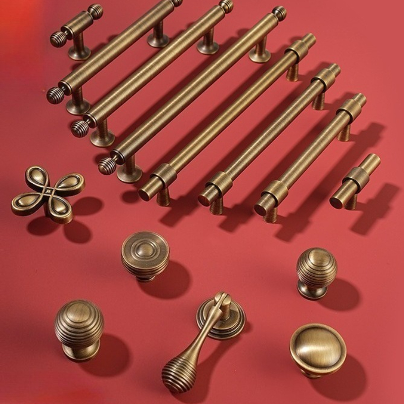Furniture Hardware High End - Hochwertiger Schrankgriff aus massivem Messing, antike