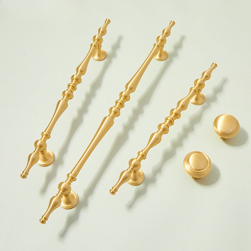 Furniture And Kitchen Hardware Fitting - Französische Möbelgriffe aus massivem Messing, helle