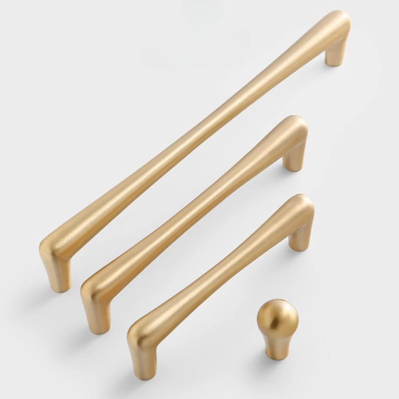 Nordische Messing-Möbelgriffe, – Furniture And Kitchen Hardware Fitting Bewertung und Preis