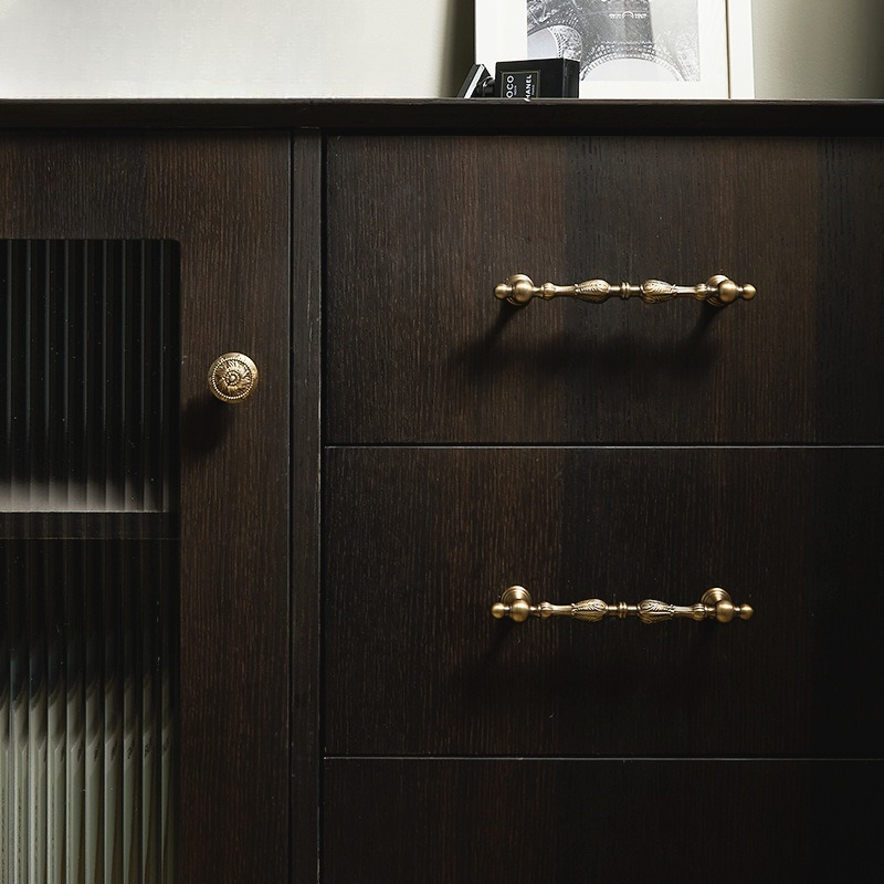 Hochwertiger Europäischer Retr – Furniture Hardware High End Bewertung und Preis