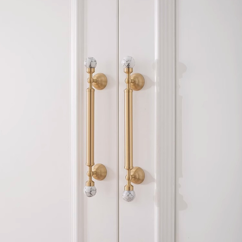 Hochwertiger französischer Sch – Furniture Hardware High End Bewertung und Preis
