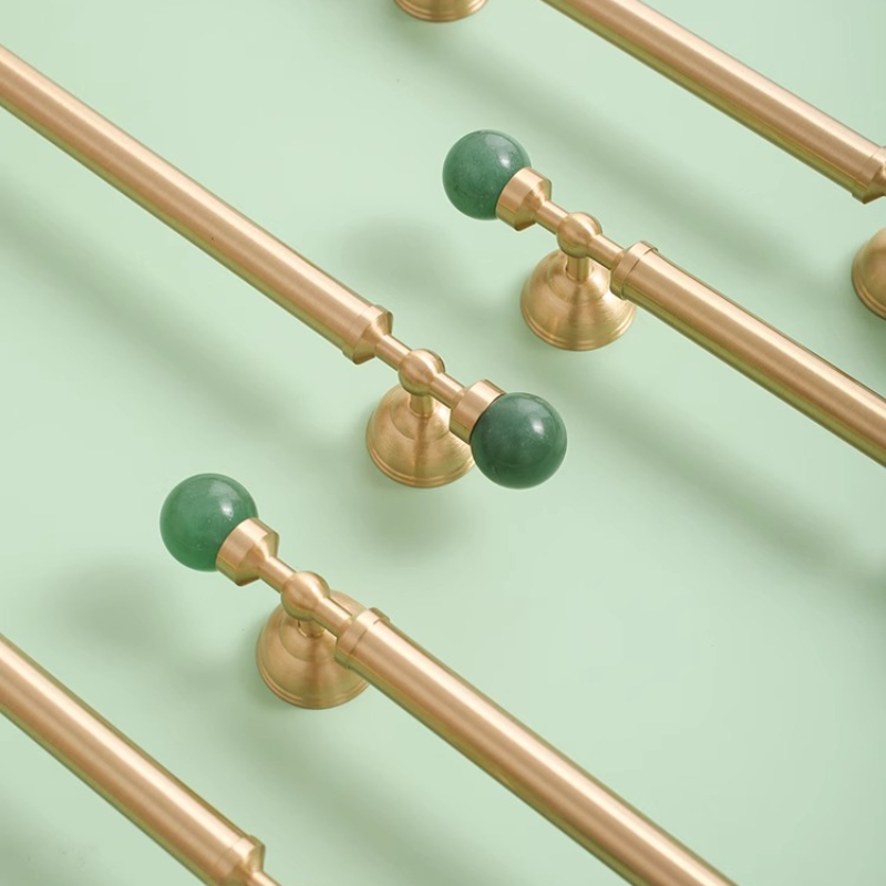 Hochwertiger französischer Sch – Furniture Hardware High End Bewertung und Preis